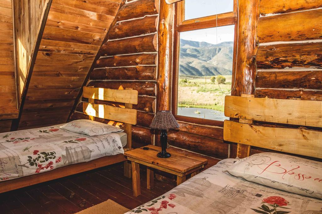 A Log Home At Buffalo Creek Buffeljagsrivier ภายนอก รูปภาพ